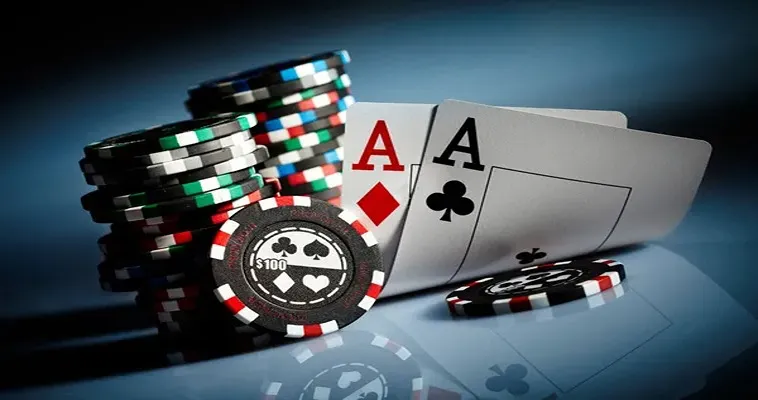 Trò Chơi Poker Tại TOPBET379: Khám Phá Thế Giới Cờ Bạc Hấp Dẫn